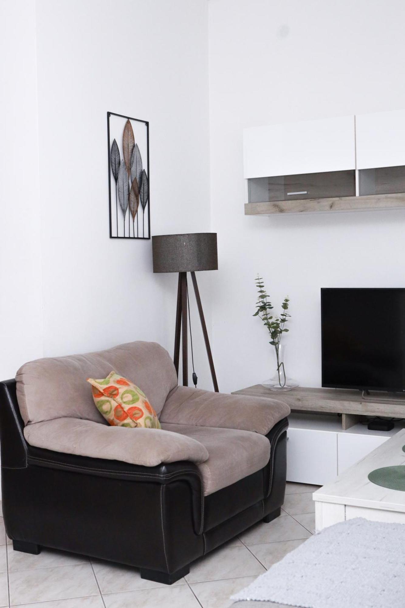 3-Bedroom Apartment With Panoramic Bay Views كوتور المظهر الخارجي الصورة