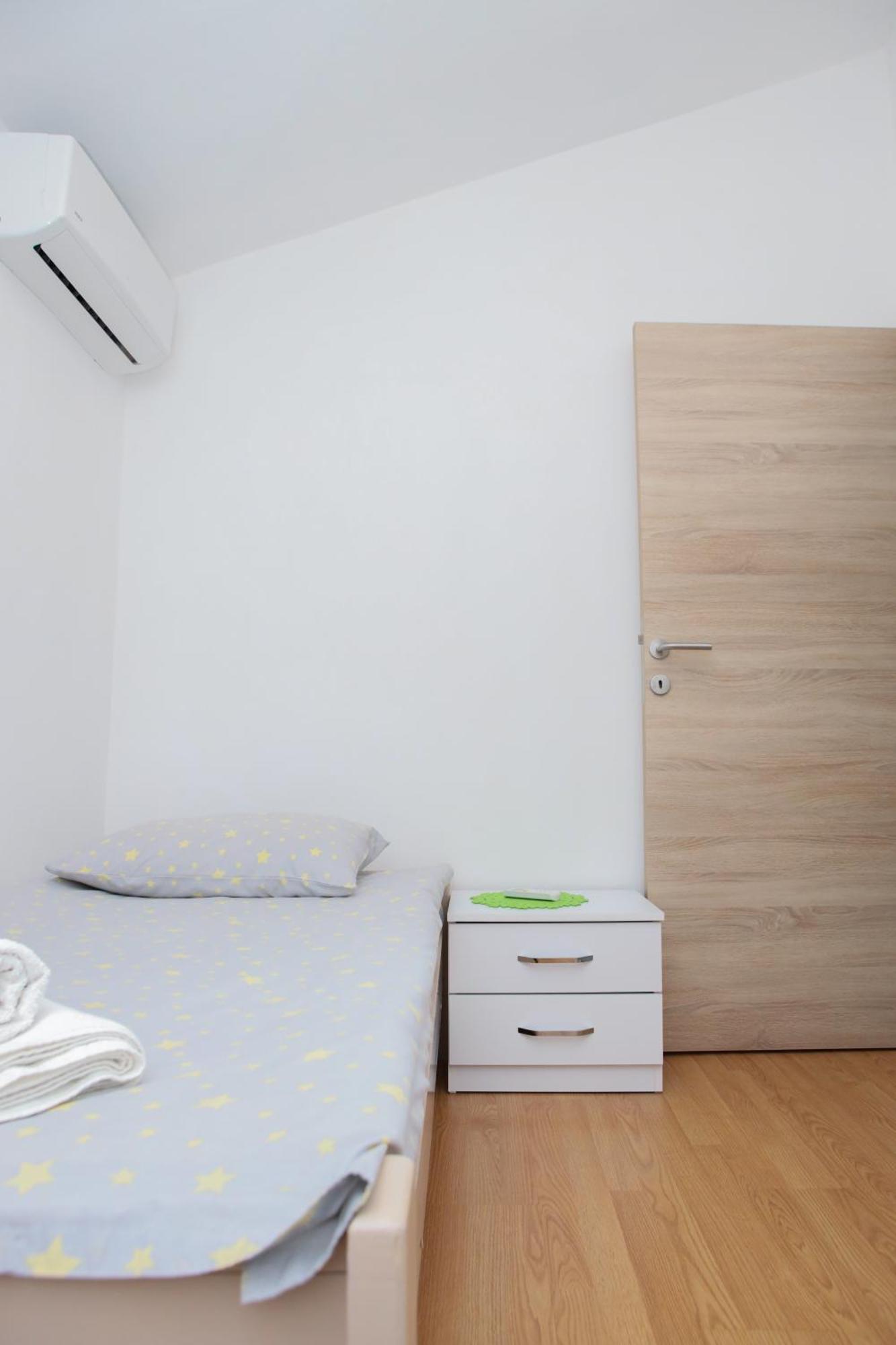 3-Bedroom Apartment With Panoramic Bay Views كوتور المظهر الخارجي الصورة